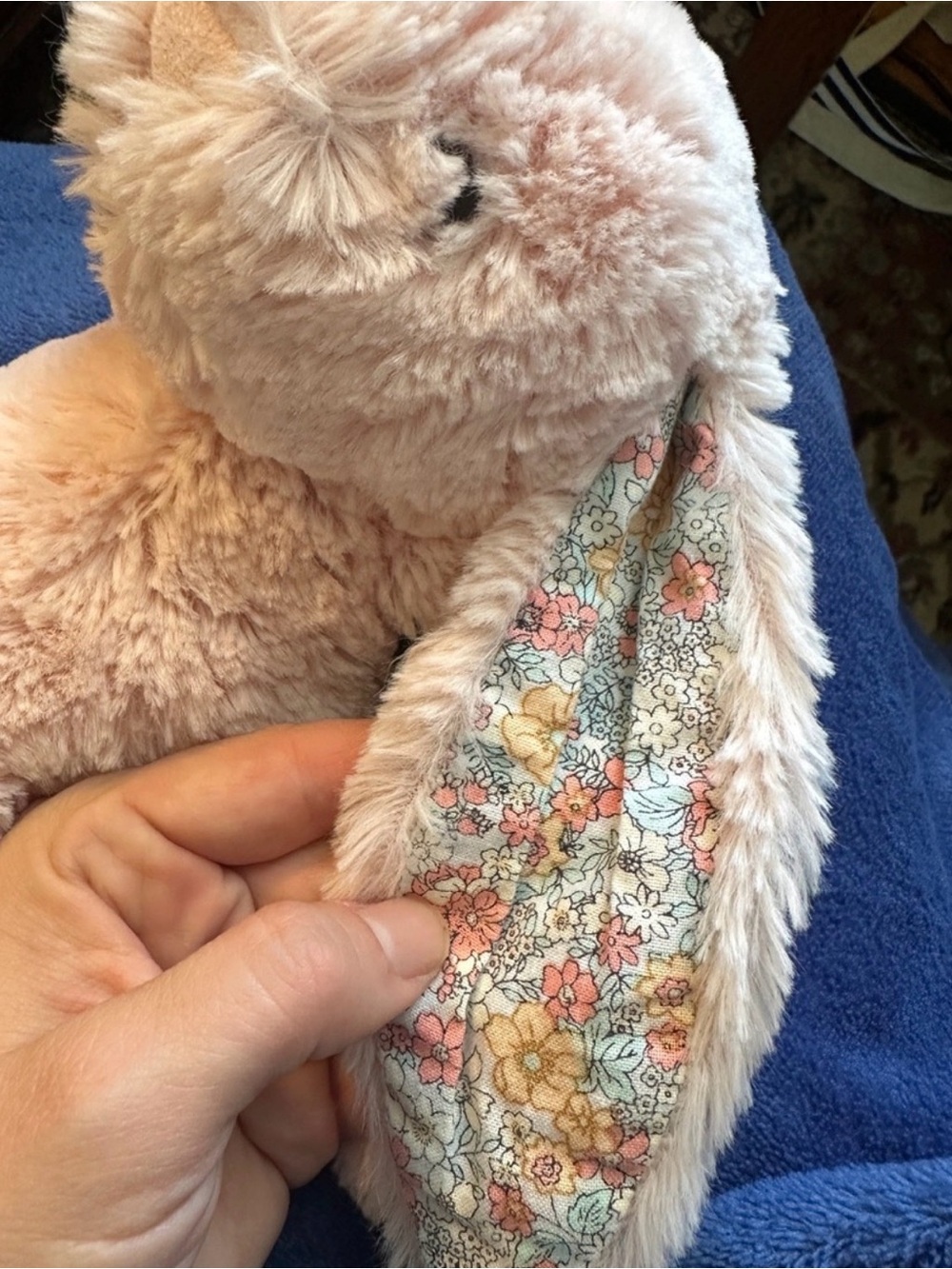 Jellycat Medium Blush Blossom Bunny - Picture 4 of 4